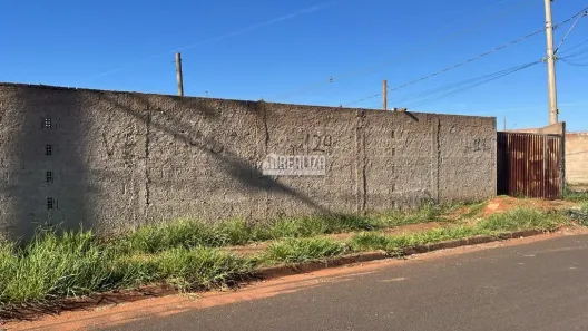 Lote/Terreno à venda, 200m² no Jardim Marajó, Uberaba
