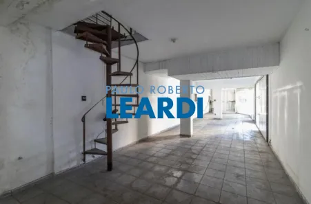 Sobrado com 2 Quartos para venda ou aluguel, 151m² no Santo Amaro, São Paulo