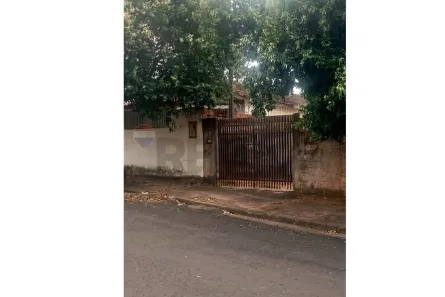 Lote/Terreno à venda, 260m² no Vila Irmãos Andrade, Lins