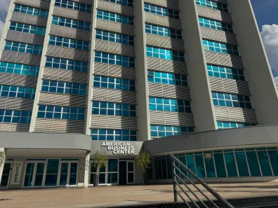 Sala Comercial com 2 Quartos para alugar, 50m² no Bosque da Saúde, Cuiabá