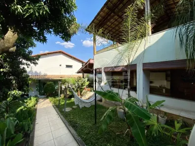 Casa com 4 Quartos à venda, 340m² no Santa Amélia, Belo Horizonte
