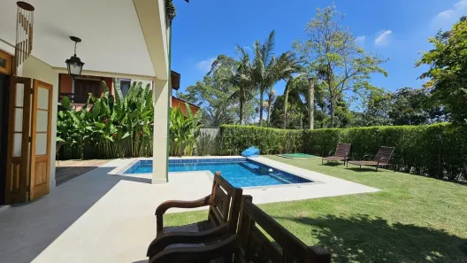 Casa com 4 Quartos à venda, 390m² no Jardim Indaiá, Embu das Artes