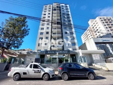 Apartamento com 3 Quartos para alugar, 86m² no Centro, Florianópolis
