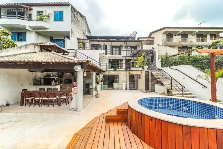 Casa com 5 Quartos à venda, 800m² no Freguesia (Jacarepaguá), Rio de Janeiro
