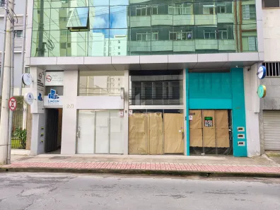 Ponto Comercial para alugar, 132m² no Centro, Juiz de Fora