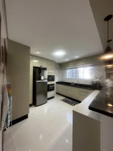 Sobrado com 3 Quartos à venda, 101m² no Guilhermina, Praia Grande