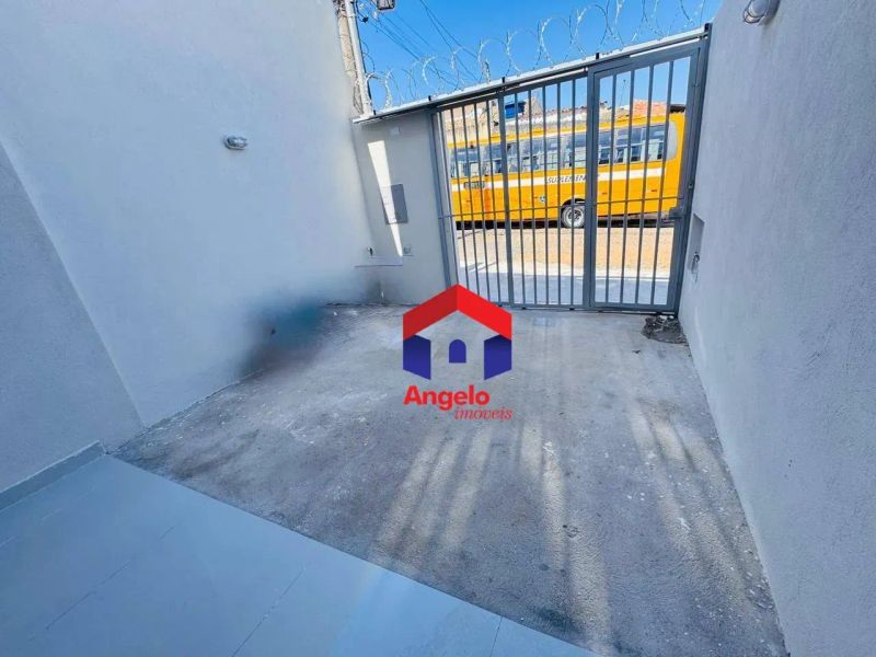 Casa com 2 quartos — Rio Branco, Belo Horizonte