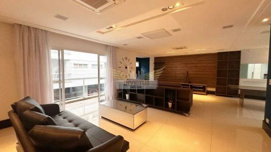 Sobrado com 4 Quartos à venda, 474m² no Vila Gilda, Santo André