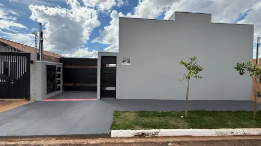 Casa de Condomínio com 2 Quartos à venda, 48m² no Loteamento Bela Laguna, Campo Grande