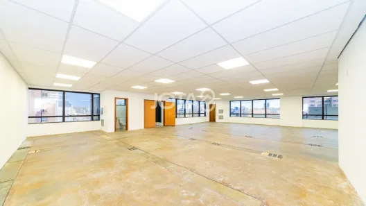 Sala Comercial para alugar, 320m² no Centro, Curitiba