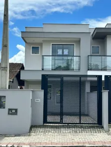 Sobrado com 2 Quartos à venda, 120m² no São Luís, Jaraguá do Sul