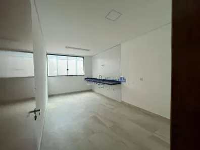 Sobrado com 3 Quartos para alugar, 194m² no Parque São Domingos, São Paulo