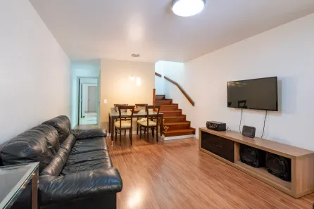 Sobrado com 3 Quartos à venda, 134m² no Jardim Santos Dumont, São Paulo