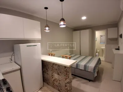 Kitnet com 1 Quarto para alugar, 20m² no Municípios, Balneário Camboriú