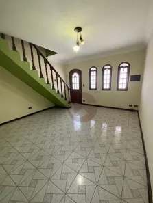 Sobrado com 2 Quartos à venda, 169m² no Jardim D'Abril, Osasco