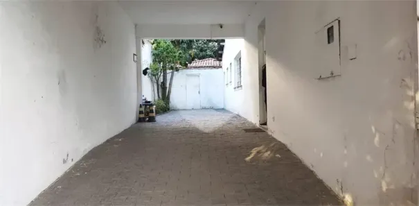 com 1 Quarto para alugar, 200m² no Pinheiros, São Paulo