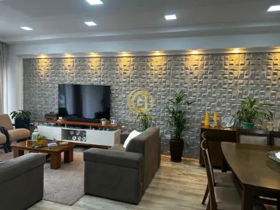 Sobrado com 5 Quartos à venda, 250m² no Jardim América, Jacareí