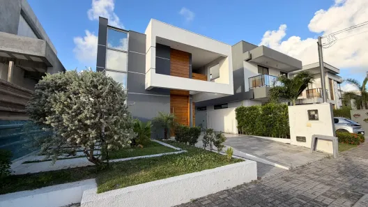 Casa de Condomínio com 3 Quartos para alugar, 110m² no Muçumagro, João Pessoa