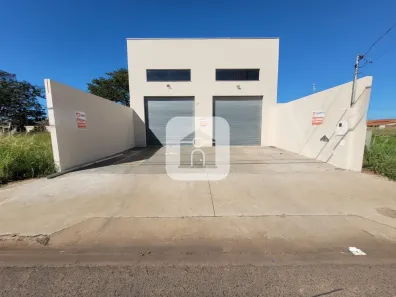 Galpão/Depósito/Armazém para alugar, 220m² no Jardim das Palmeiras, Uberlândia