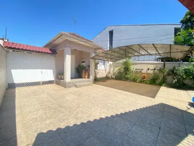 Casa com 5 Quartos à venda, 350m² no Camaquã, Porto Alegre