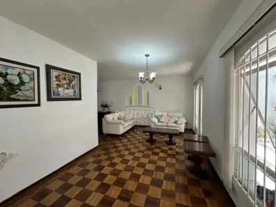 Casa com 3 Quartos para venda ou aluguel, 168m² no Vila Oliveira, Mogi das Cruzes