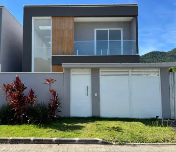 Casa de Condomínio com 4 Quartos à venda, 220m² no Vargem Pequena, Rio de Janeiro