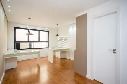 Sala Comercial à venda, 21m² no Centro, Curitiba