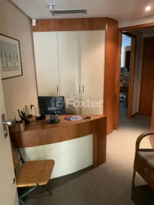 Sala Comercial à venda, 54m² no Mário Quintana, Porto Alegre