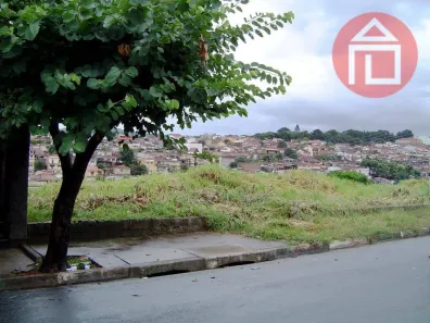 Lote/Terreno à venda, 670m² no Jardim São Lourenço, Bragança Paulista