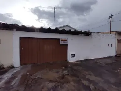 Casa com 3 Quartos à venda, 78m² no Vila Redenção, Goiânia