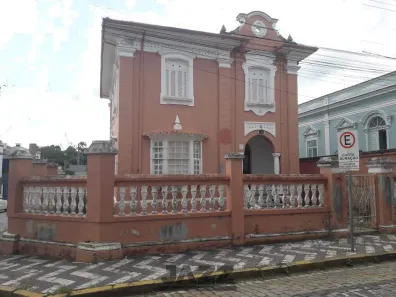 Casa com 3 Quartos à venda, 270m² no Centro, Amparo