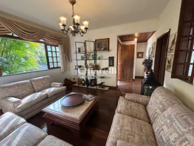 Casa com 4 Quartos à venda, 350m² no Icaraí, Niterói