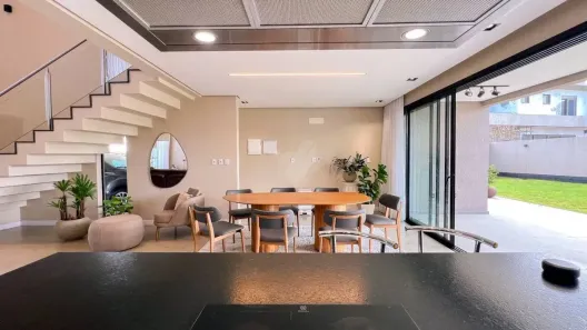 Casa de Condomínio com 4 Quartos à venda, 300m² no Prado Bairro-Cidade (Barro Vermelho), Gravataí