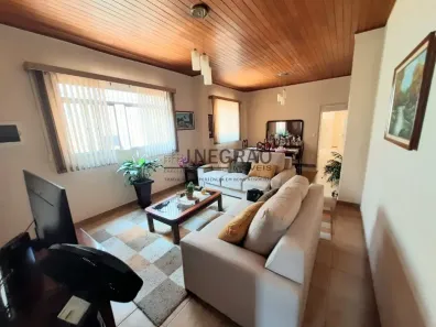 Casa com 2 Quartos à venda, 180m² no Vila Moinho Velho, São Paulo