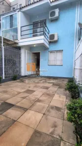 Sobrado com 2 Quartos à venda, 64m² no Santa Lúcia, Caxias do Sul