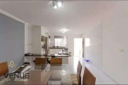 Sobrado com 3 Quartos à venda, 244m² no Jardim Brasília (Zona Leste), São Paulo