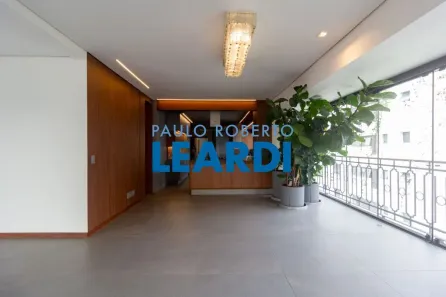 Apartamento com 5 Quartos à venda, 800m² no Santa Cecília, São Paulo