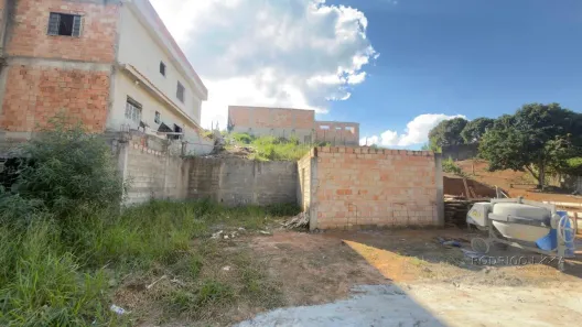 Lote/Terreno à venda, 253m² no , São Lourenço