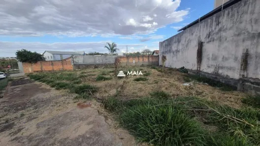 Lote/Terreno à venda, 362m² no Jardim Nenê Gomes, Uberaba