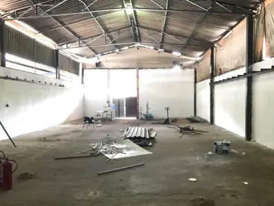 Galpão/Depósito/Armazém à venda, 550m² no Coração Eucarístico, Belo Horizonte