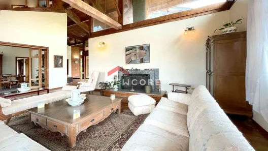 Casa com 10 Quartos à venda, 850m² no Jd do Embaixador, Campos do Jordão