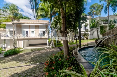 Casa de Condomínio com 4 Quartos à venda, 420m² no Jardim Leonor, São Paulo
