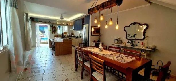Casa com 3 Quartos para alugar, 226m² no São Lourenço, Bertioga