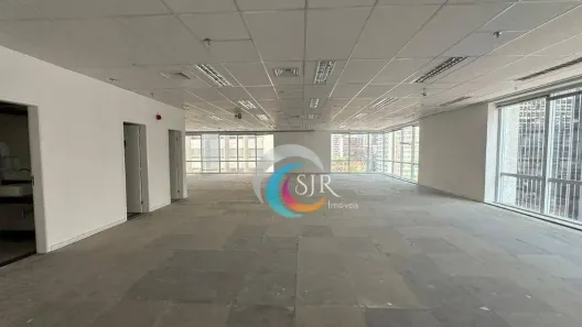 Sala Comercial para alugar, 449m² no Bela Vista, São Paulo