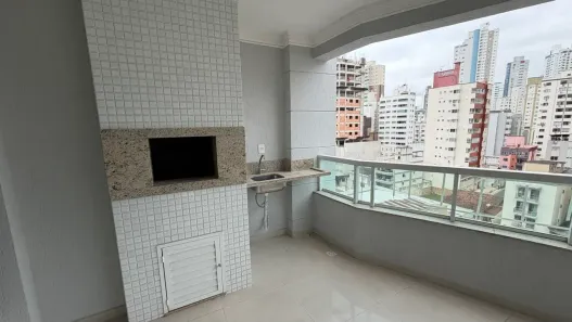 Apartamento com 2 Quartos para alugar, 85m² no Centro, Balneário Camboriú