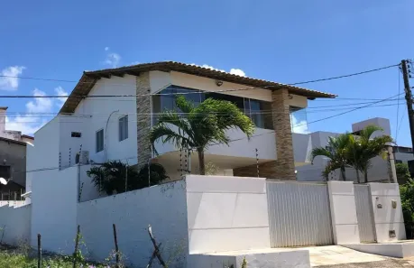 Sobrado com 4 Quartos à venda, 290m² no Pajuçara, Natal