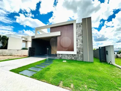 Casa de Condomínio com 3 Quartos à venda, 235m² no Condomínio Residencial Vila Jardim, Cuiabá