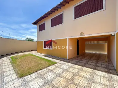 Sobrado com 3 Quartos à venda, 150m² no Santa Mônica, Londrina