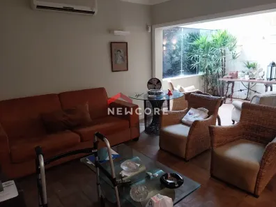 Casa de Condomínio com 4 Quartos à venda, 374m² no Sousas, Campinas