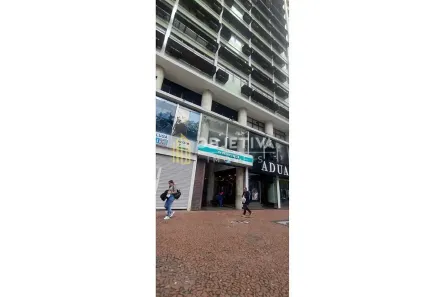 Sala Comercial à venda, 20m² no Centro Histórico, Porto Alegre
